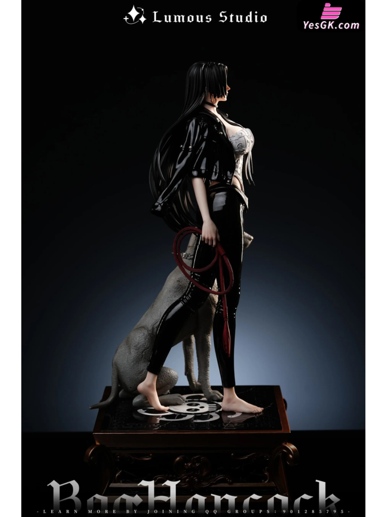 Boa Hancock: Casual Suit 1/4 Statue – One Piece | Lumous Studio - product detail