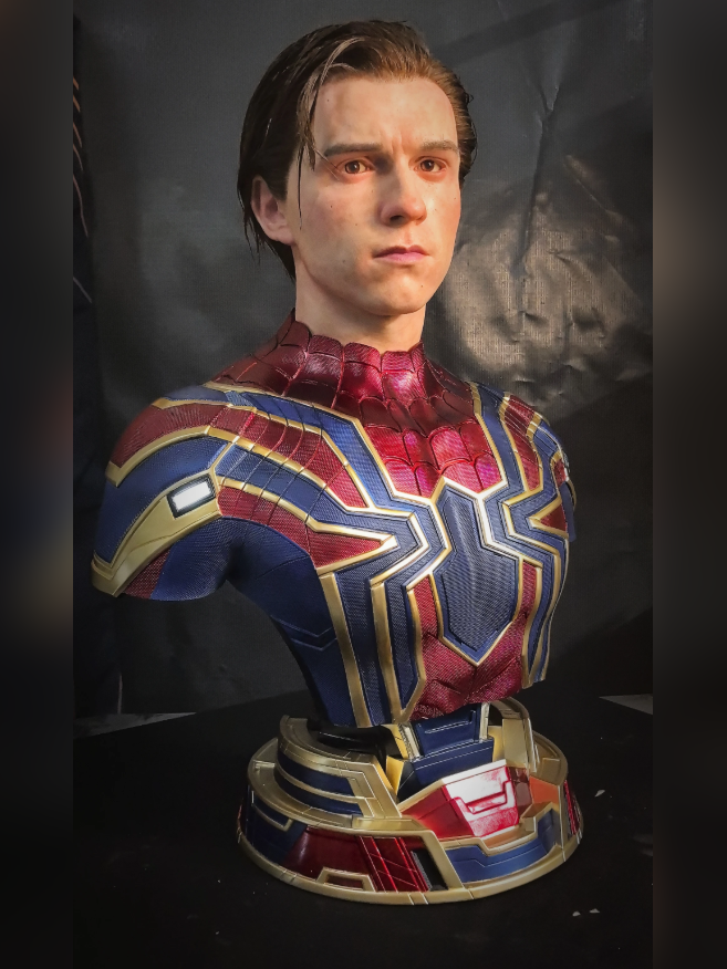 Qs Studio – Marvel-Spider-Man: Tom Holland-1/1